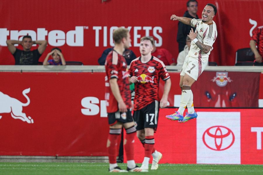 MLS: D.C. United at New York Red Bulls