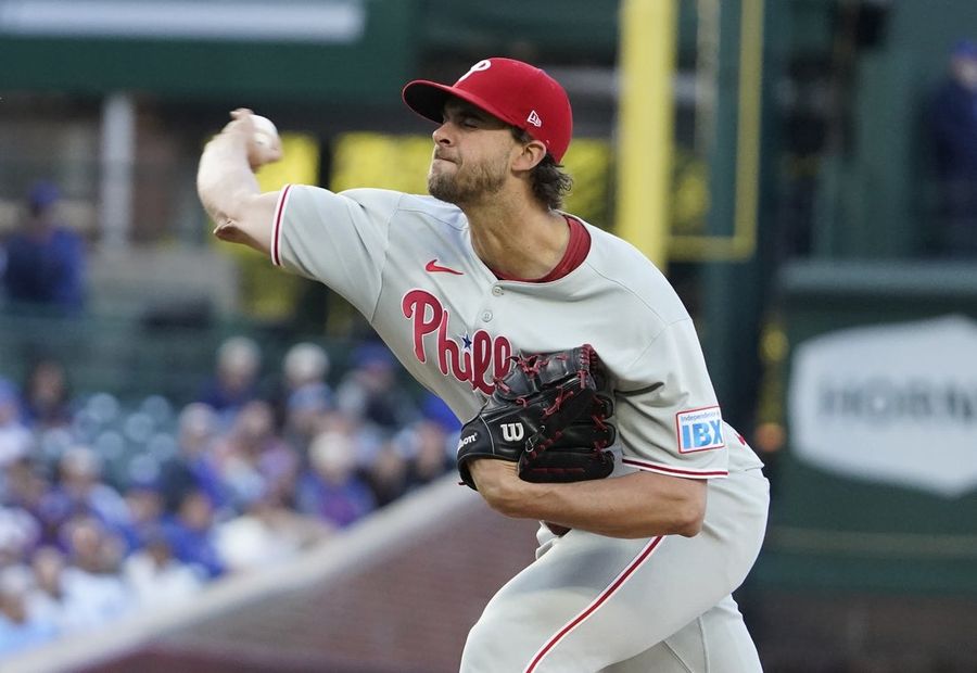 MLB: Philadelphia Phillies at Chicago Cubs