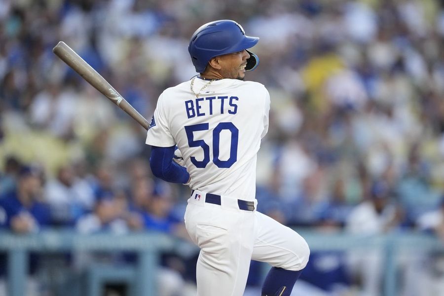 MLB: Arizona Diamondbacks at Los Angeles Dodgers