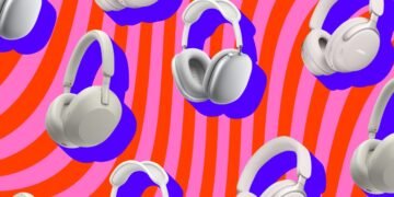 Best Noise Cancelling Headphones: Top Picks & Reviews