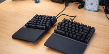 "Asus Falcata Review: Ambitious Split Ergo Gaming Keyboard Falls Short"