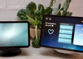 "5 Loves and 3 Dislikes of Amazon's New Echo Shows: A Comprehensive Review"