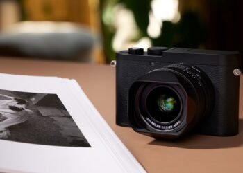 Leica Q3 Monochrom: The $7,800 Black and White Camera Redefining Photography