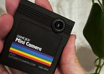 "Discover the Stunning Modded Game Boy Camera That Fits Inside a Cartridge"