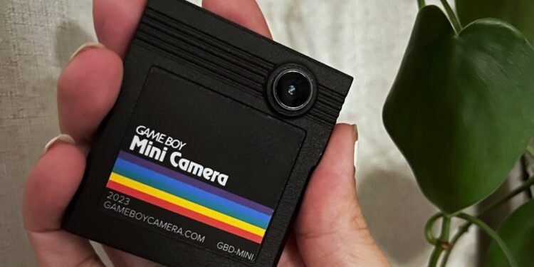 "Discover the Stunning Modded Game Boy Camera That Fits Inside a Cartridge"