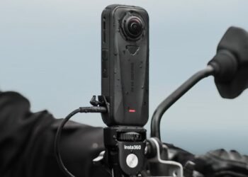 Insta360’s X4 Air is a smaller and cheaper version of its 360-degree X5 action camera