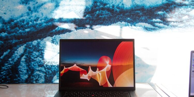 Lenovo ThinkPads Unveiled: Snapdragon Processors and 165Hz Screens for Ultimate Performance