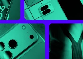 "Top Fashion Trends: How Phones Became Stylish Again in 2025"