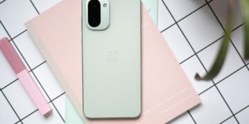 OnePlus 15R review: unbeatable battery life, beatable value