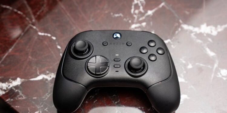 Razer’s new controller has TMR sticks and ultra-low latency Bluetooth for use with TVs