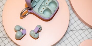 Sony’s first clip earbuds don’t quite hit the mark