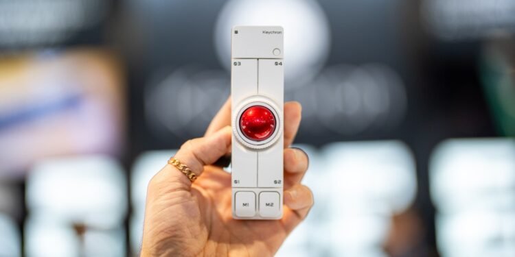 I’ve never used a trackball, but Keychron’s Nape Pro looks like the perfect one