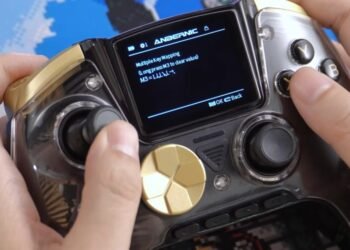 Anbernic’s next wireless controller adds a screen and heart rate monitoring