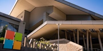 Microsoft is closing its employee library and cutting back on subscriptions