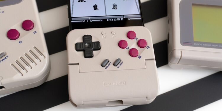 The Pocket Taco is the best way to turn your phone into a Game Boy