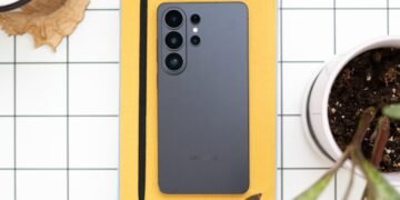 Samsung Galaxy S26 Ultra review: show off