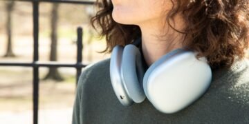 The AirPods Max 2 are a great sequel, but not an ambitious one