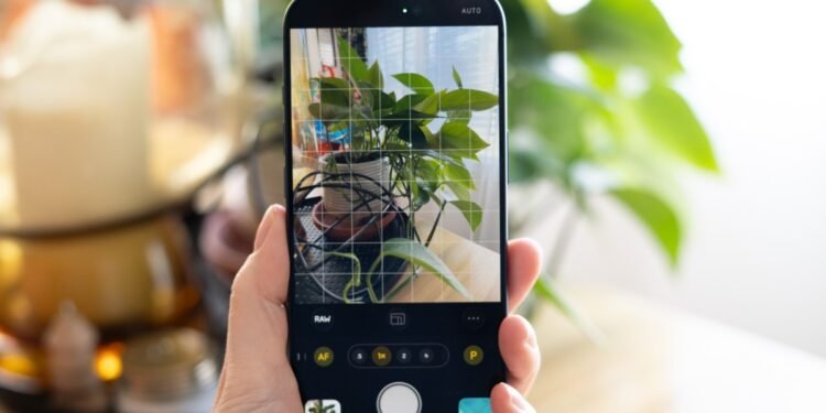 Halide co-founder is suing former partner for bringing source code to Apple