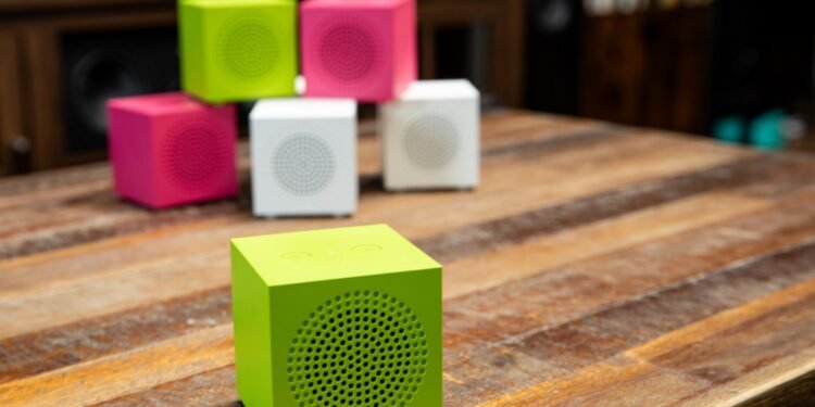 I tested a living room full of cheap Ikea speakers against Sonos and Bose