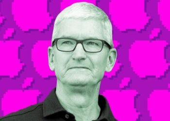 Apple CEO Tim Cook is stepping down
