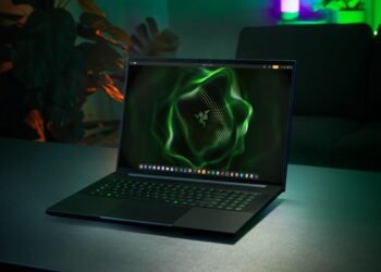 Razer’s Blade 18 is getting a $500 price hike and a new Intel chip