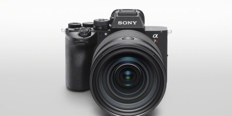 Sony ups its new A7R VI to 66.8 megapixels and jumps the price to $4,500