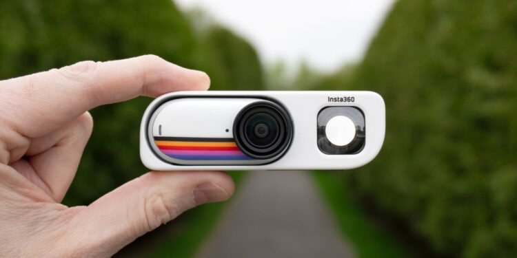 Insta360’s new viewfinder turns the action cam into a retro shooter