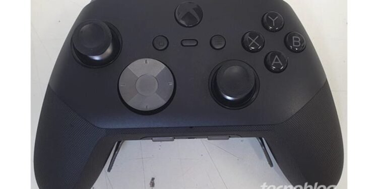 Leaked images reveal Xbox Elite 3 controller with mysterious new buttons