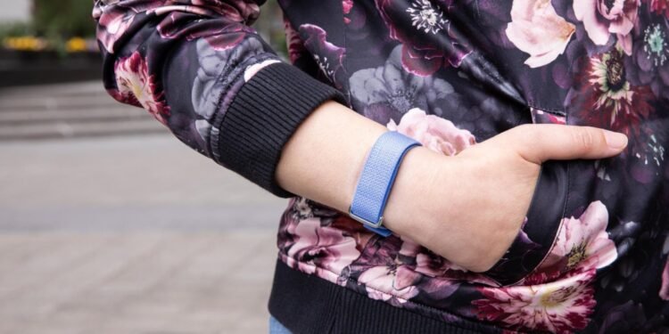 The Fitbit Air takes a smarter approach to the AI health dumpster fire