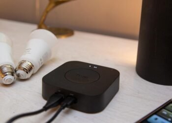 Hue’s SpatialAware finally made me appreciate color-changing lights