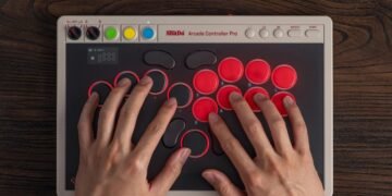8BitDo’s all-button controller gets a screen upgrade for customizations without an app