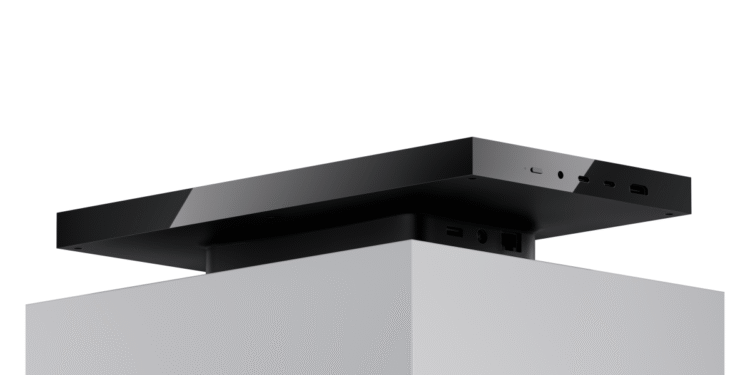 Microsoft created the mini Surface dev box that Qualcomm couldn’t