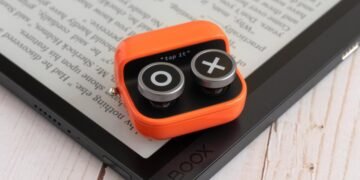 Boox’s quirky page-turning remote won me over