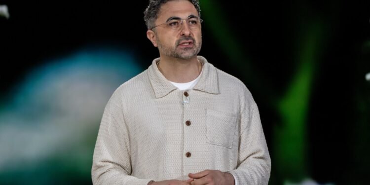 Microsoft AI head calls out Anthropic for acting like Claude is conscious