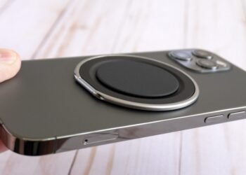 The new PopSockets grip is so thin you’ll forget it’s even there
