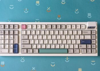 Hey number pad lovers, this is a keyboard we can finally agree on
