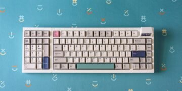 Hey number pad lovers, this is a keyboard we can finally agree on