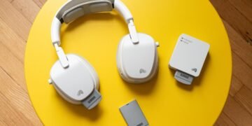 The wireless headset that gets hot-swappable batteries right