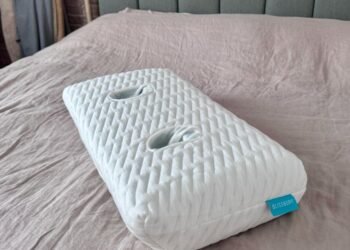 Forget expensive sleepbuds. Buy this pillow instead