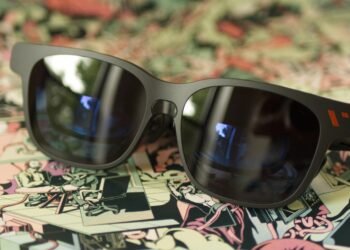 Viture’s cheapest AR glasses have the sharpest image clarity I’ve seen yet