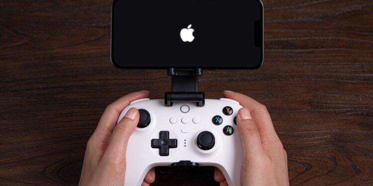 Apple is reportedly working on iPhone game controllers