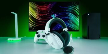 Razer’s ANC-equipped gaming headset for PS5 and Xbox is almost $100 off