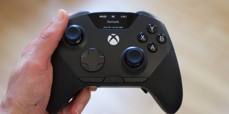 SteelSeries’ pro-grade, wireless Xbox controller sure is expensive
