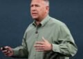 Phil Schiller is leaving his biggest jobs at Apple