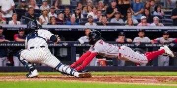 I went to the loneliest baseball game on Apple Vision Pro