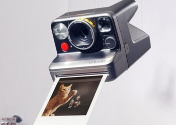 Polaroid’s new instant camera has four creative shooting modes you can experiment with