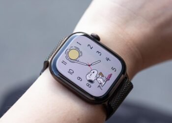 The Apple Watch Series 12 is a good deal at $50 off