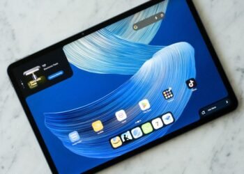 Hands-on with Amazon’s Alexa Tablet 12 Pro and its wild new matte display 