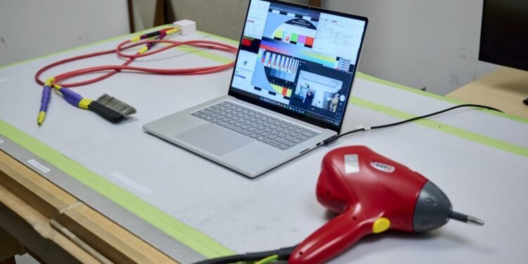 How Microsoft built its MacBook Pro competitor